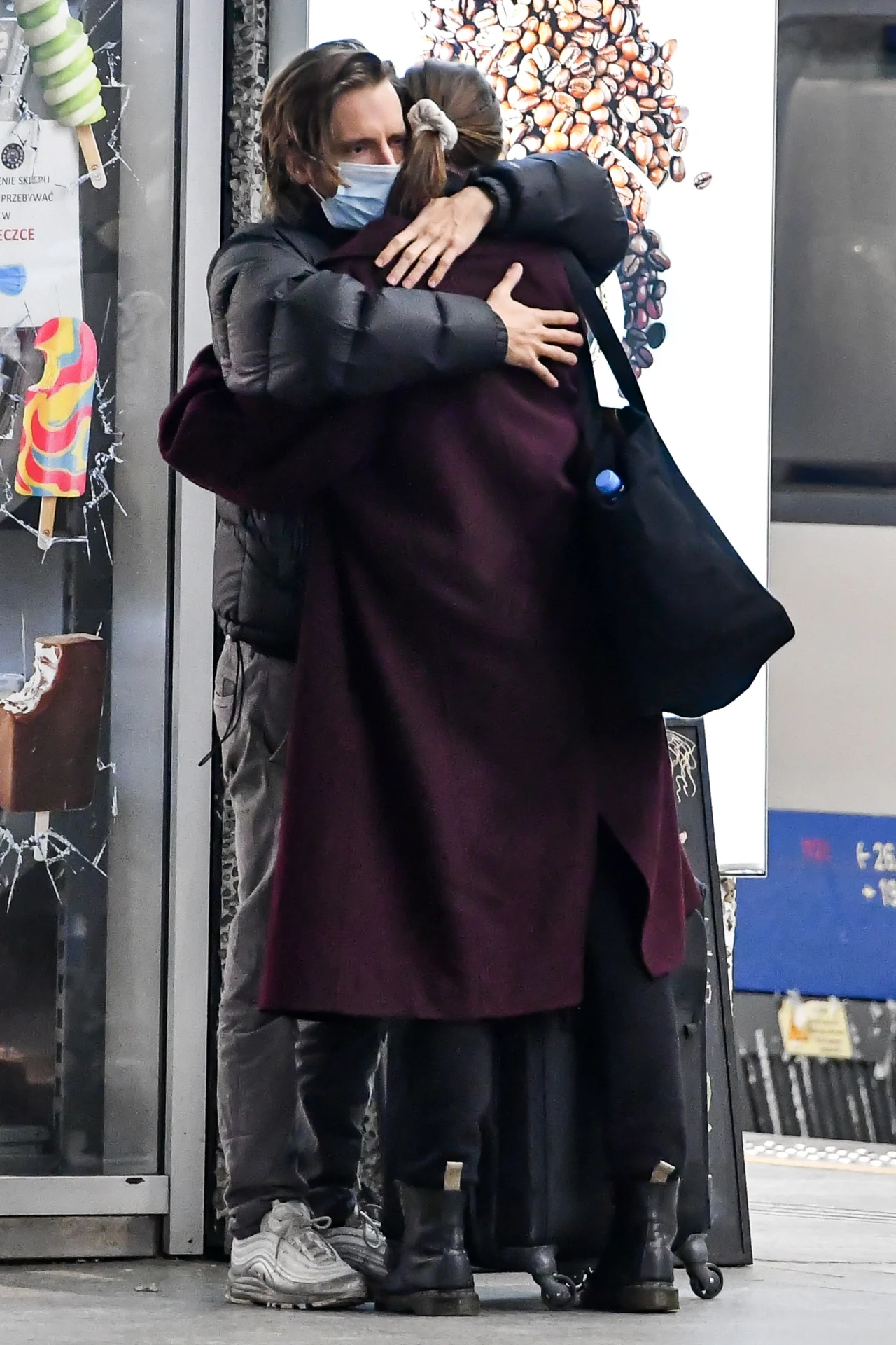 Maciej do ostatniej chwili dotrzymywał towarzystwa nowej wybrance. Maciej do ostatniej chwili dotrzymywał towarzystwa nowej wybrance.