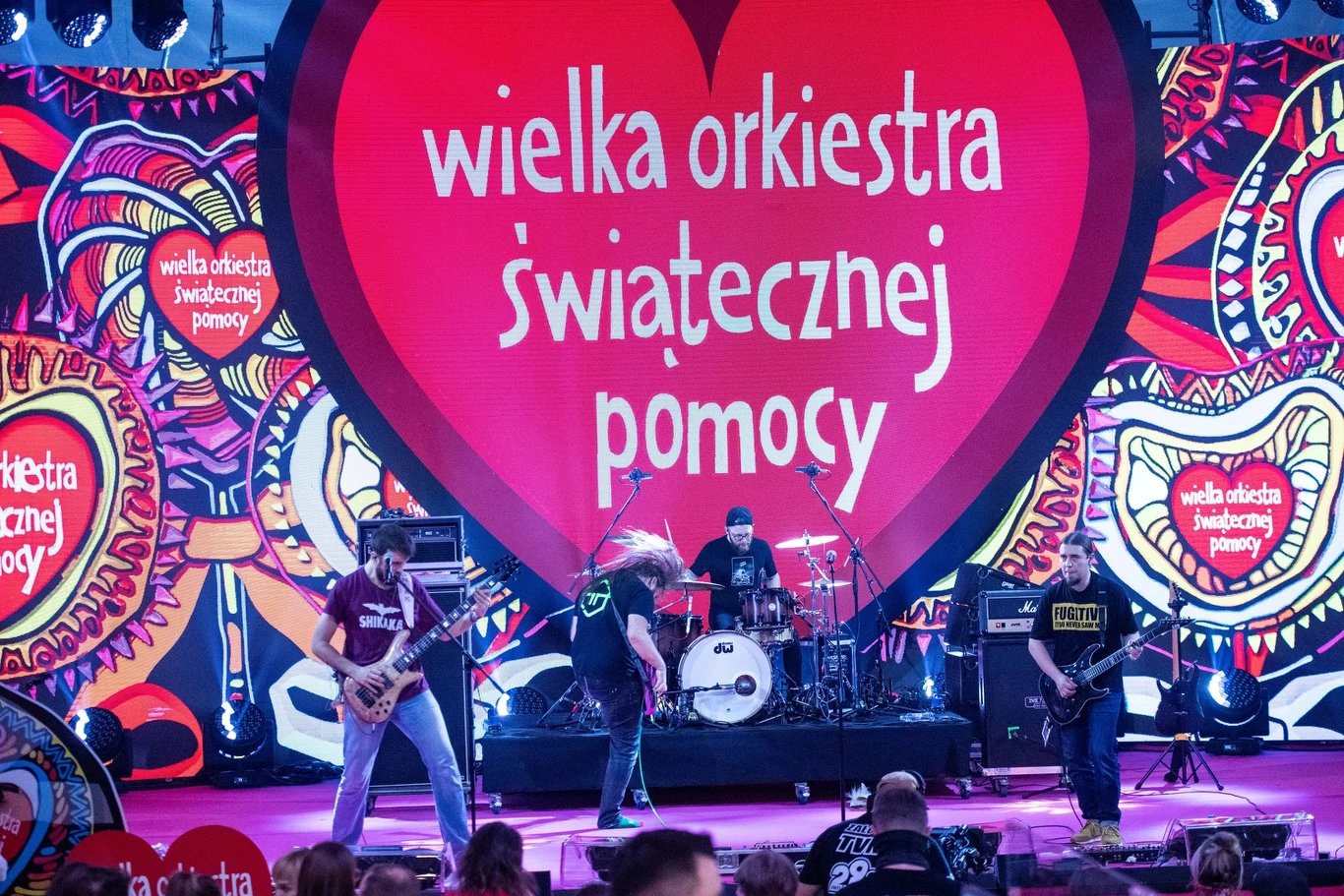 W wieku 15 lat Zenek stworzył projekt Kabanos, w ramach którego powstały przeboje takie jak "Klocki", "Buraki", czy "Serce".