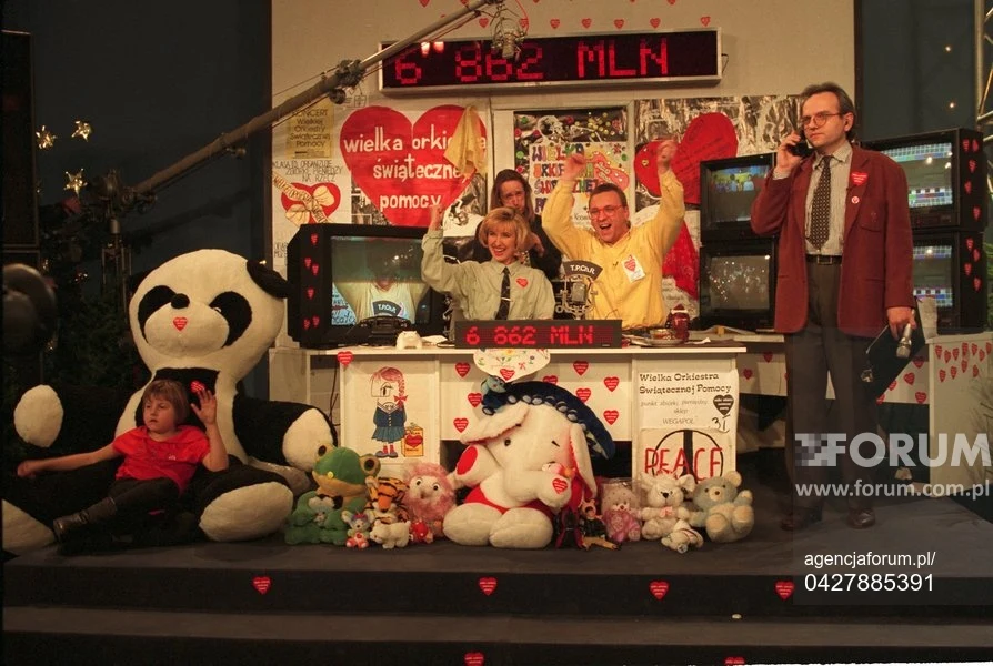 Jerzy Owsiak i Agata Młynarska podczas 1. edycji WOŚP