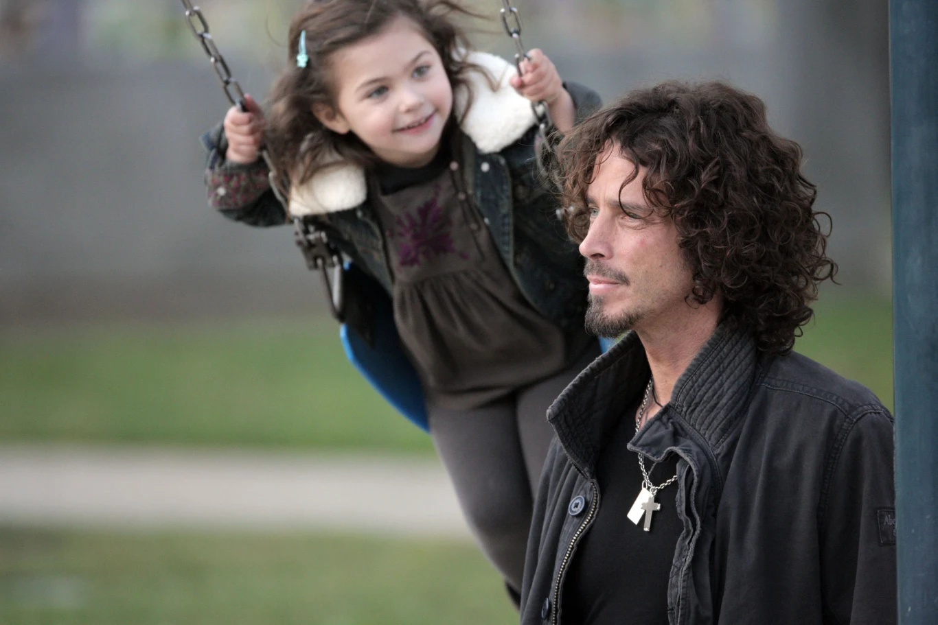 Chris Cornell z córką Toni Chris Cornell z córką Toni