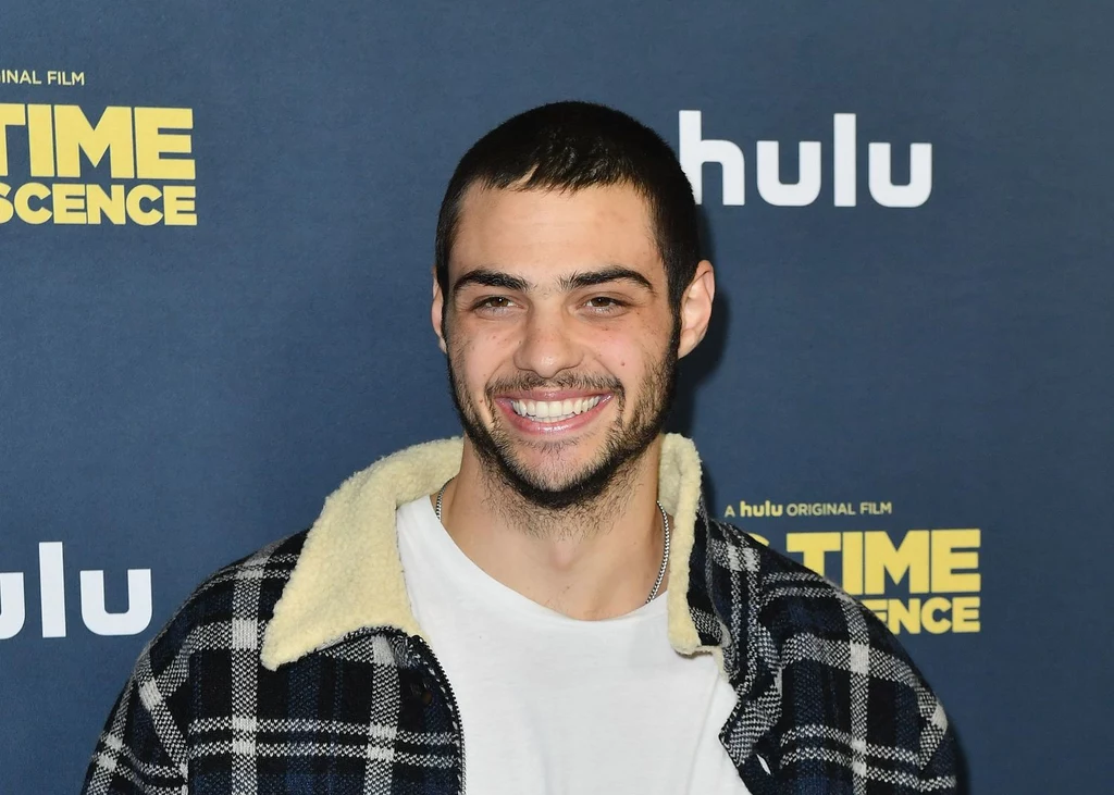 W główną rolę miałby się natomiast wcielić aktor Noah Centineo (grający Atoma Smashera w "Czarnym Adamie"). 