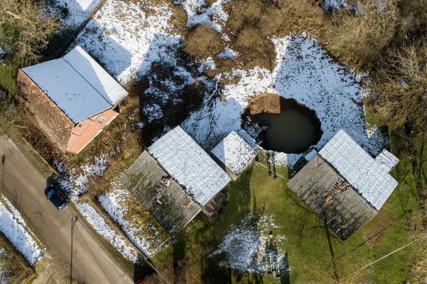 Jak dotąd znaleziono ich 51. 13 otworów odkryto w ostatnich dniach.