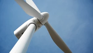 Jaki jest potencjał energetyki wiatrowej w Polsce? Nowy raport PSEW szacuje, że turbiny wiatrowe mogą generować ponad 40 GW mocy