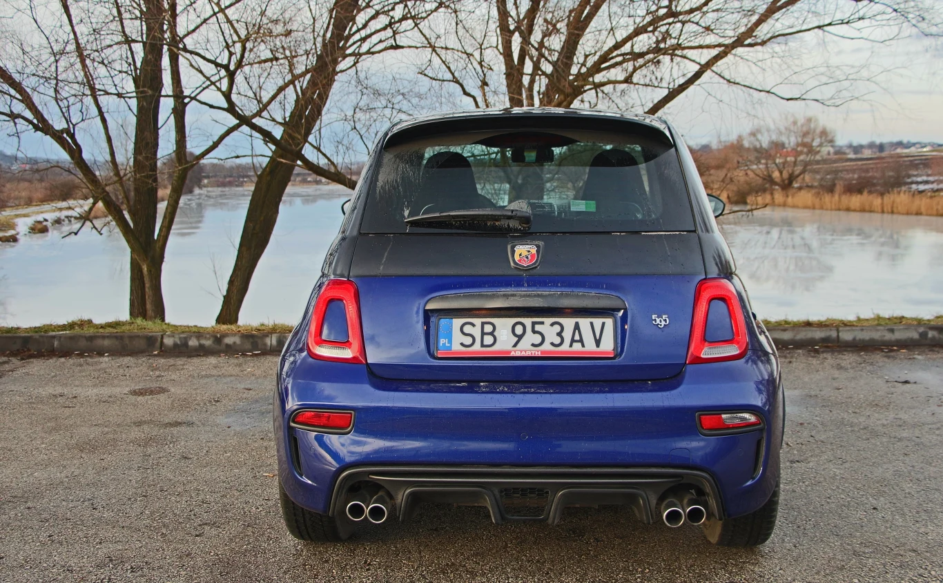 Abarth 595 Monster Energy Yamaha
