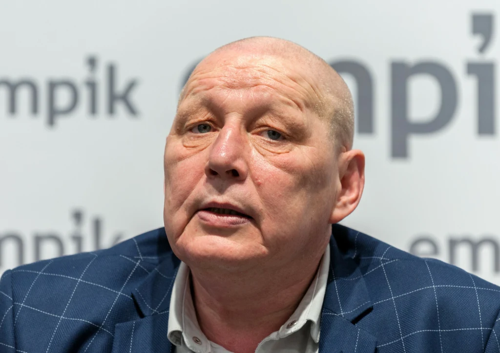 Krzysztof Jackowski Krzysztof Jackowski