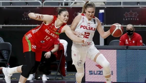 Agnieszka Kaczmarczyk (z prawej) w akcji