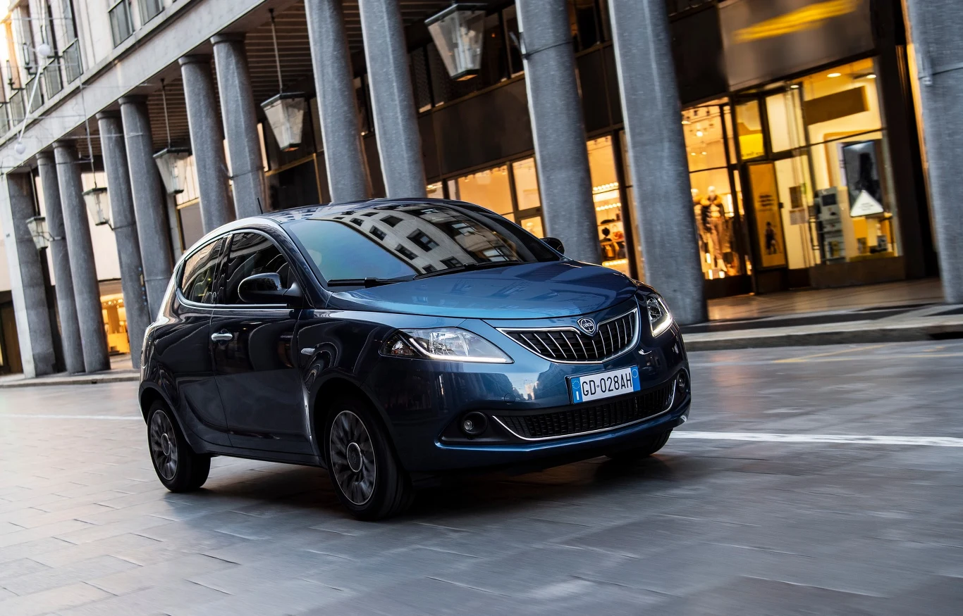 Lancia Ypsilon