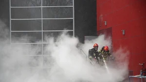 Akcja gaśnicza pożaru w archiwum urzędu miasta