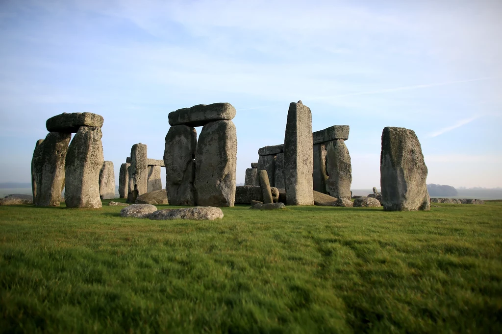 Budowa podziemnego tunelu w okolicach Stonehenge sprawiła, że archeolodzy mają teraz pełne ręce roboty!