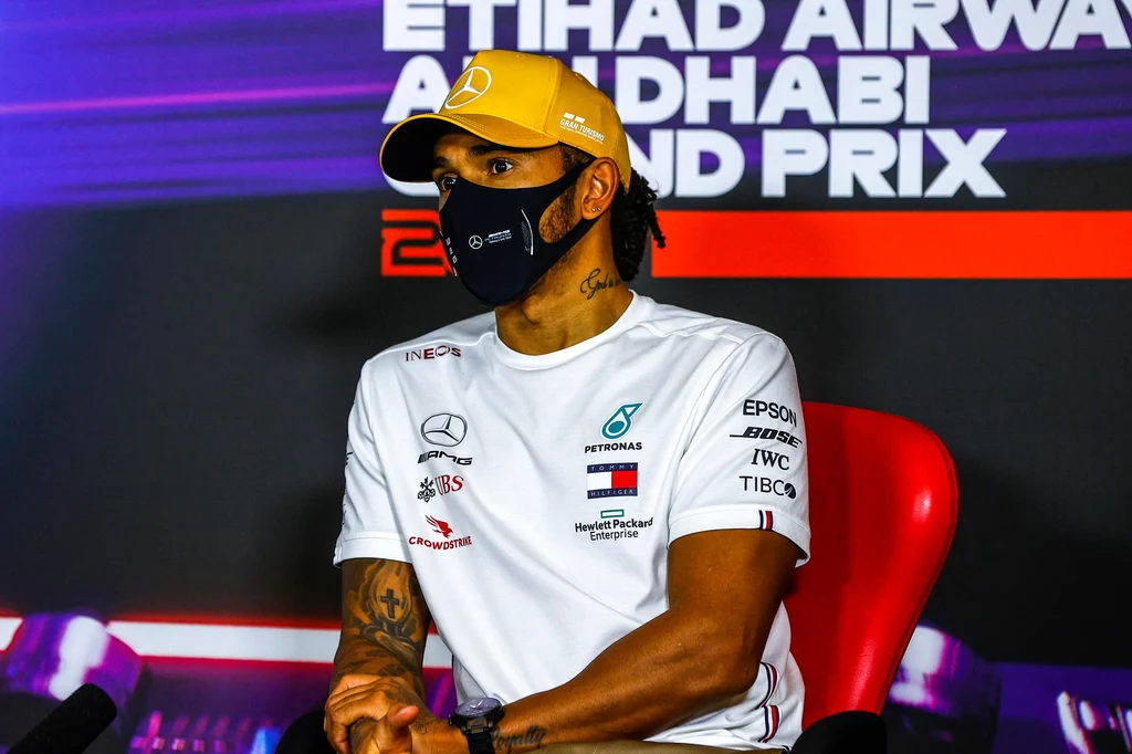 Lewis Hamilton za rok zarobi 40 mln funtów