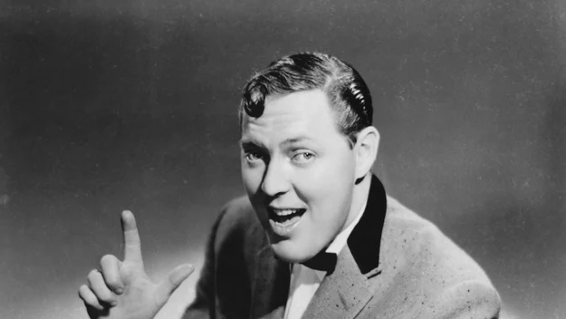 Bill Haley karierę rozpoczął w 1946 roku i przez ponad 30 lat kariery wylansował takie przeboje: "Rock Around Clock", "See You Later Alligator", "Shake, Rattle And Roll" oraz "Skinny Minnie". Jego nagrania rozeszły się na całym świecie w 60 milionach egzemplarzy. 