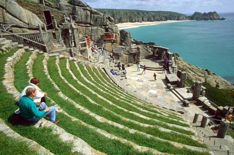 Kornwalia - Minack Theatre w Porthcurno. Fot. Ros Drinkwater