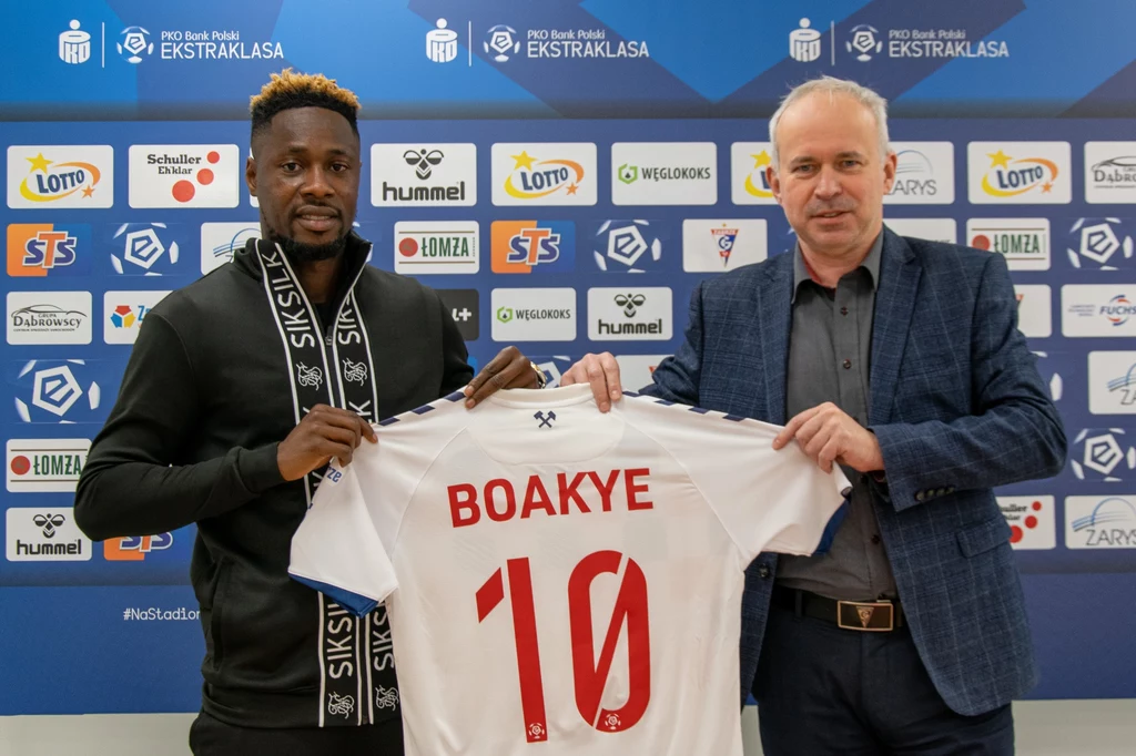 Richmond Boakye i prezes Górnika Dariusz Czernik. Fot. Bartłomiej Perek/ gornikzabrze.pl Richmond Boakye i prezes Górnika Dariusz Czernik. Fot. Bartłomiej Perek/ gornikzabrze.pl