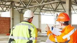 Spośród badanych pracowników tymczasowych ponad połowa (57 proc.) boi się utraty pracy w Polsce