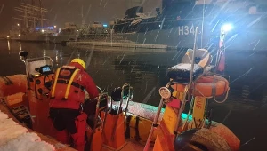 Na zdj. sopockie WOPR podczas akcji poszukiwania marynarza polskiego okrętu wojennego na Zatoce Gdańskiej