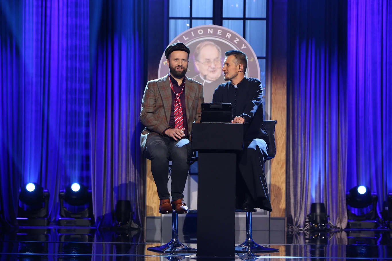 Marcin Szczurkiewicz i Karol Golonka w programie "Kabaret na żywo. Klinika Skeczów Męczących"