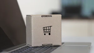 Od nowego roku zmieniły się obowiązki sklepów internetowych oraz prawa konsumentów.