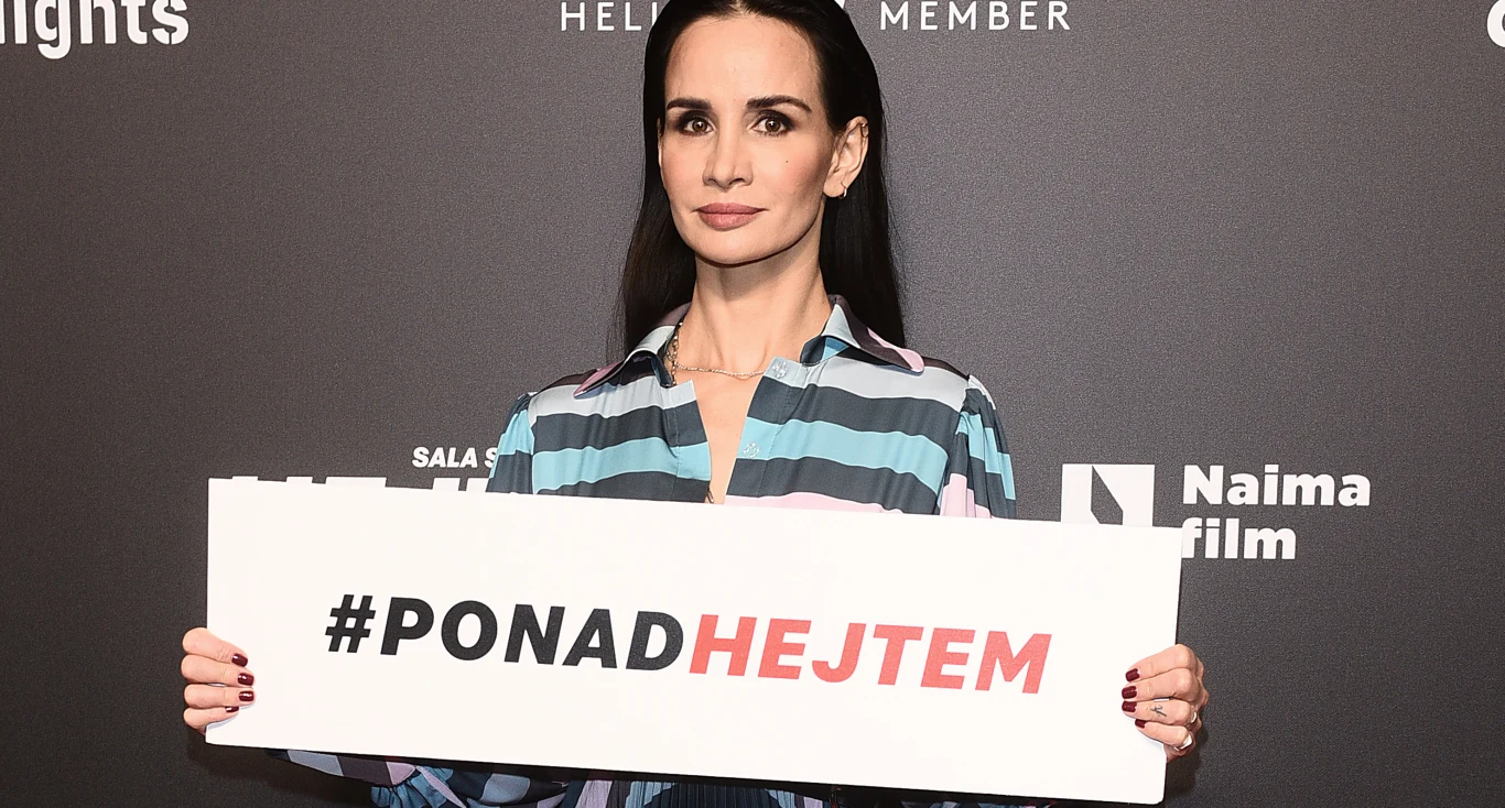 Viola Kołakowska Viola Kołakowska