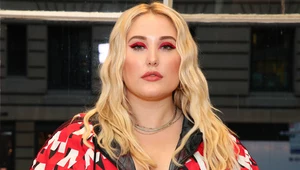 Hayley Hasselhoff w samym staniku! 