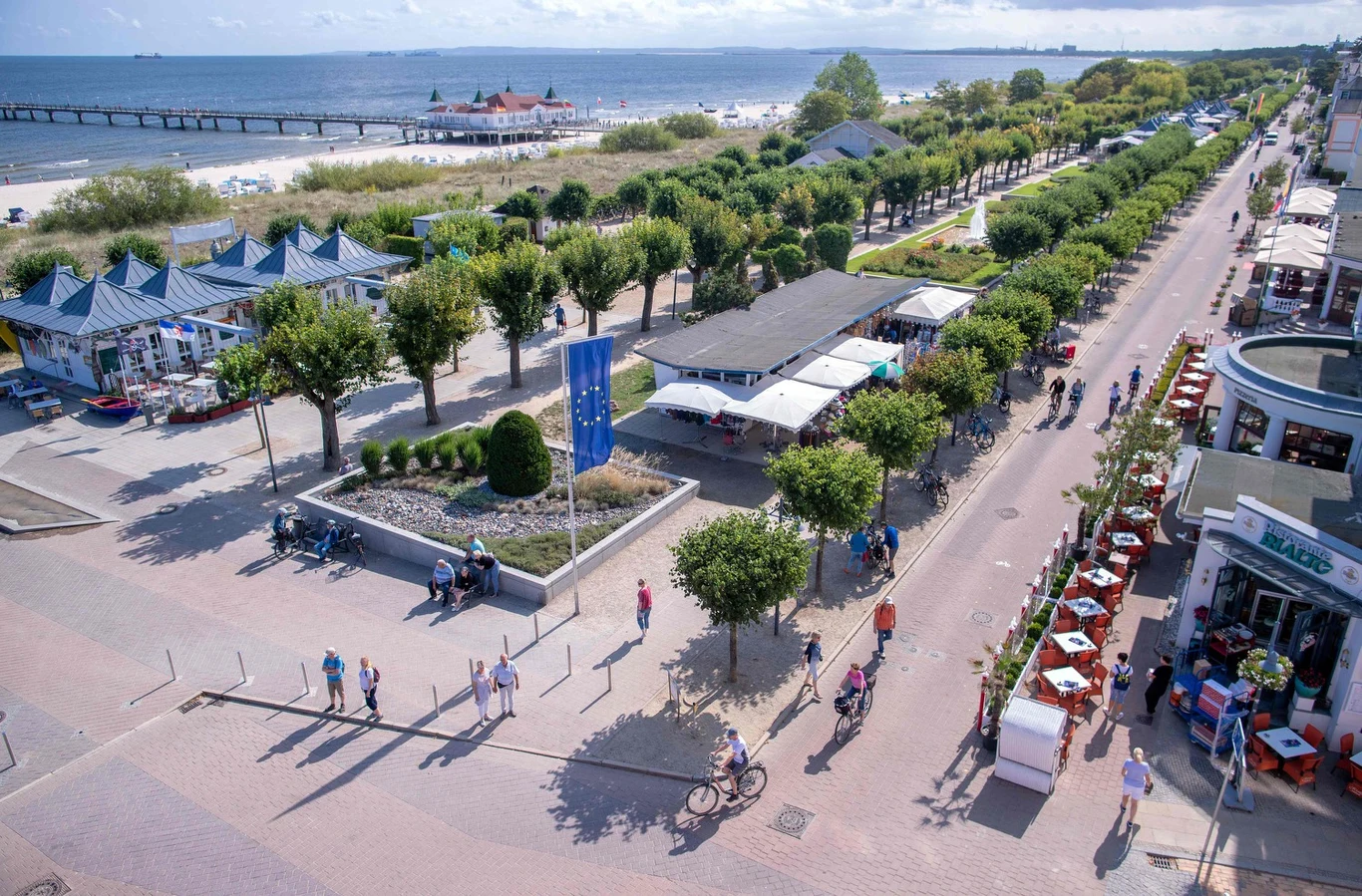 Ahlbeck na wyspie Uznam leży przy granicy ze Świnoujściem