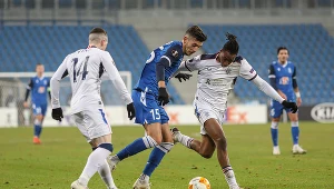 Jakub Moder w meczu Lecha Poznań z Glasgow Rangers
