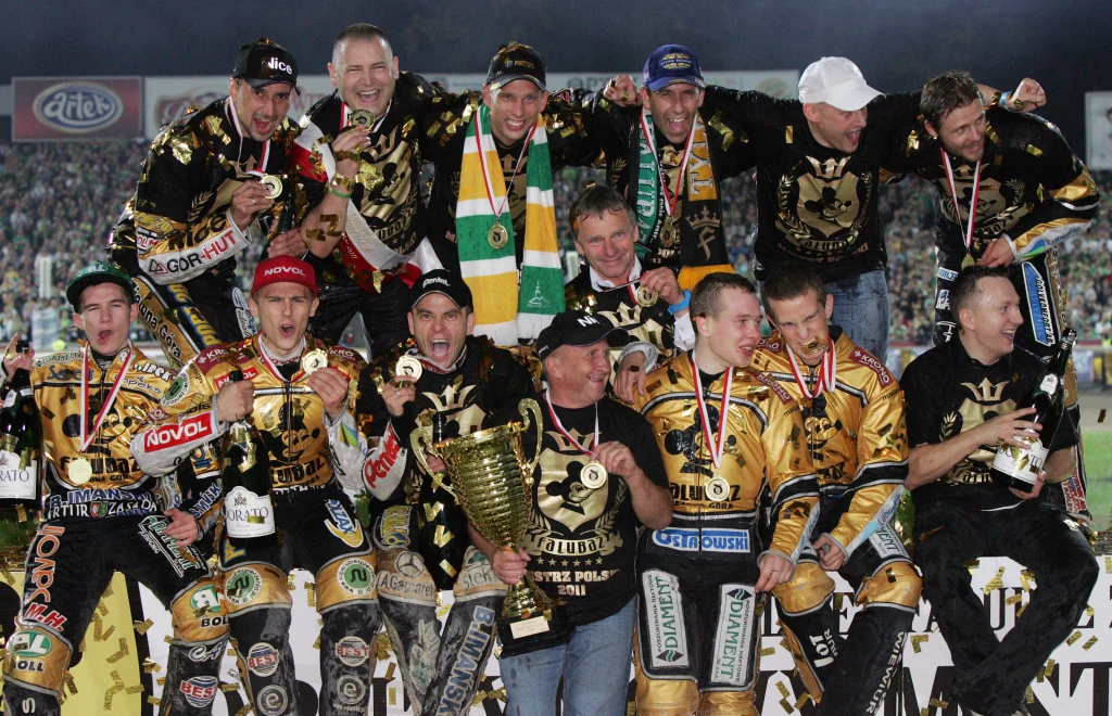 Falubaz świętujący złoty medal w 2011 roku Falubaz świętujący złoty medal w 2011 roku