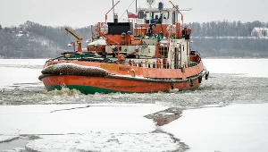 Lodołamacz na terenie Zbiornika Wodnego Włocławek