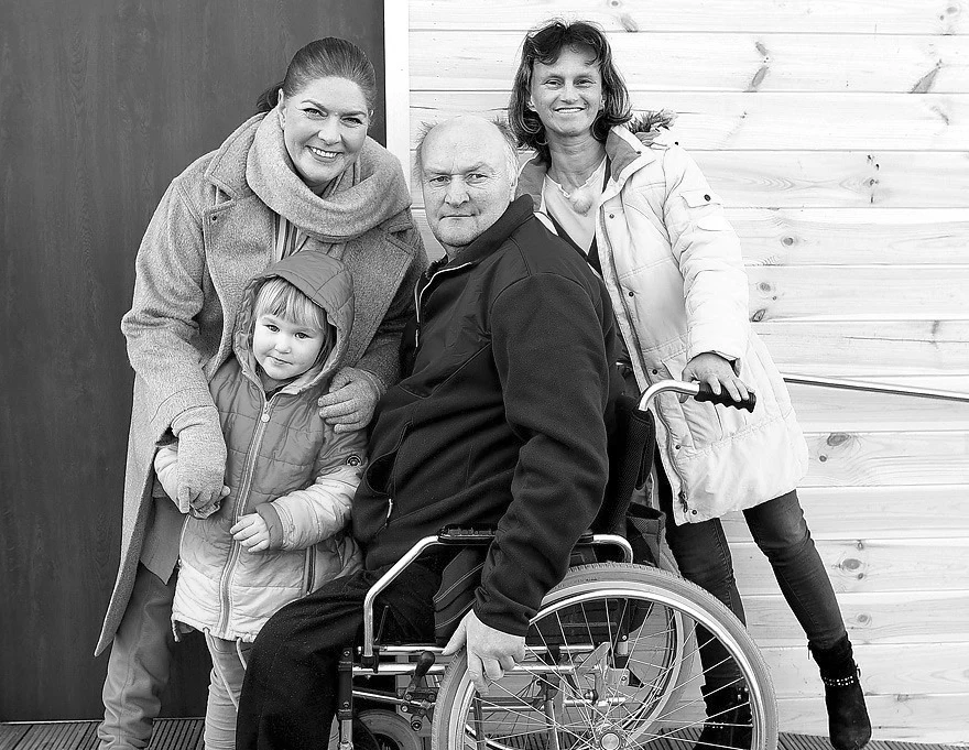 Pan Wojtek z rodziną w programie "Nasz nowy dom" Pan Wojtek z rodziną w programie "Nasz nowy dom"