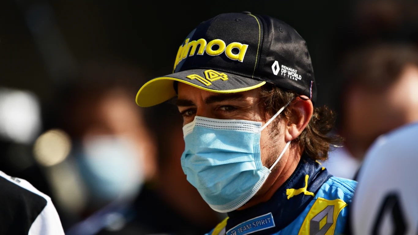 Fernando Alonso czuje się już lepiej Fernando Alonso czuje się już lepiej