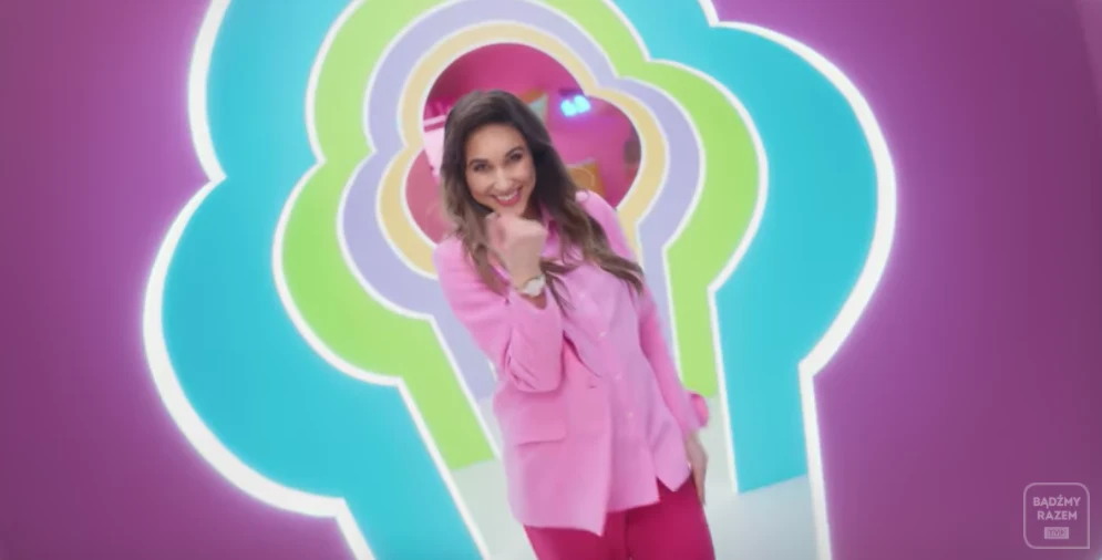 Screen z YouTuba ze spotu promującego kanał TVP Kobieta 
