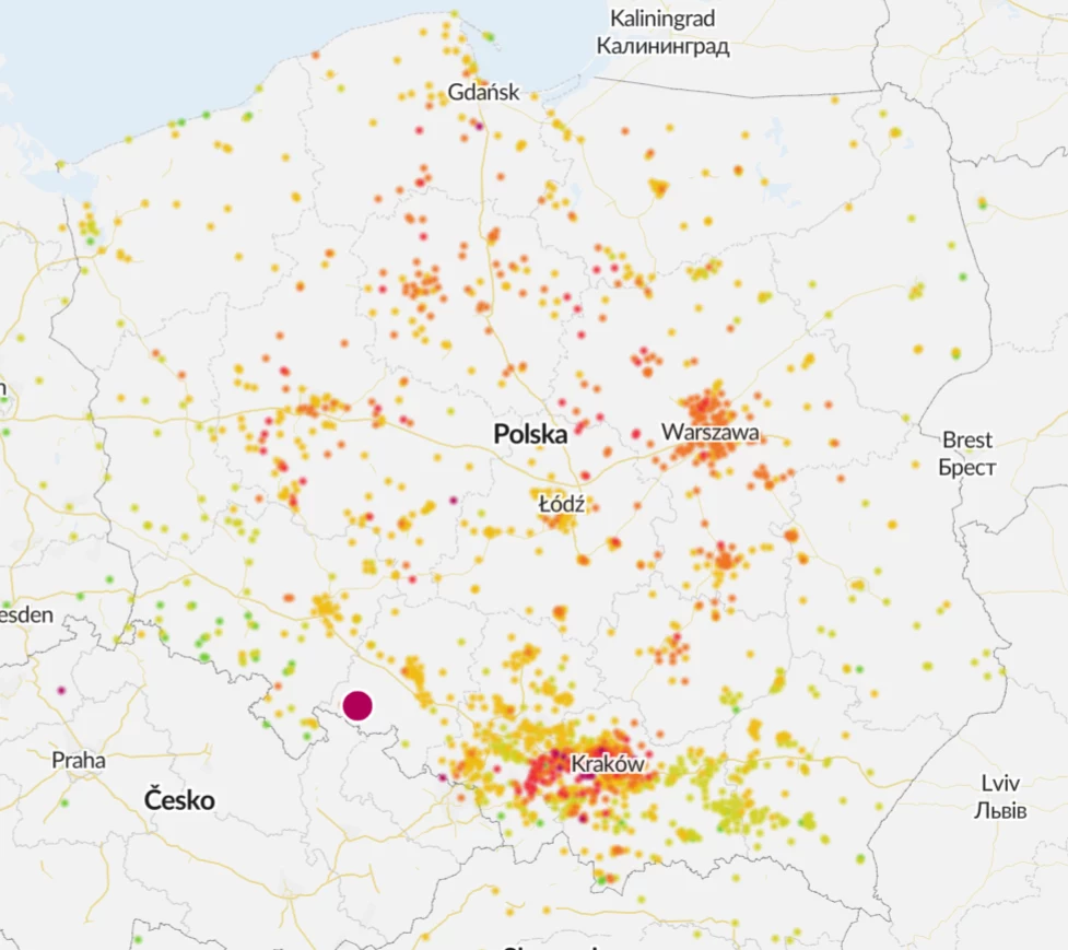 Stan powietrza w Polsce na godz. 8:30. 