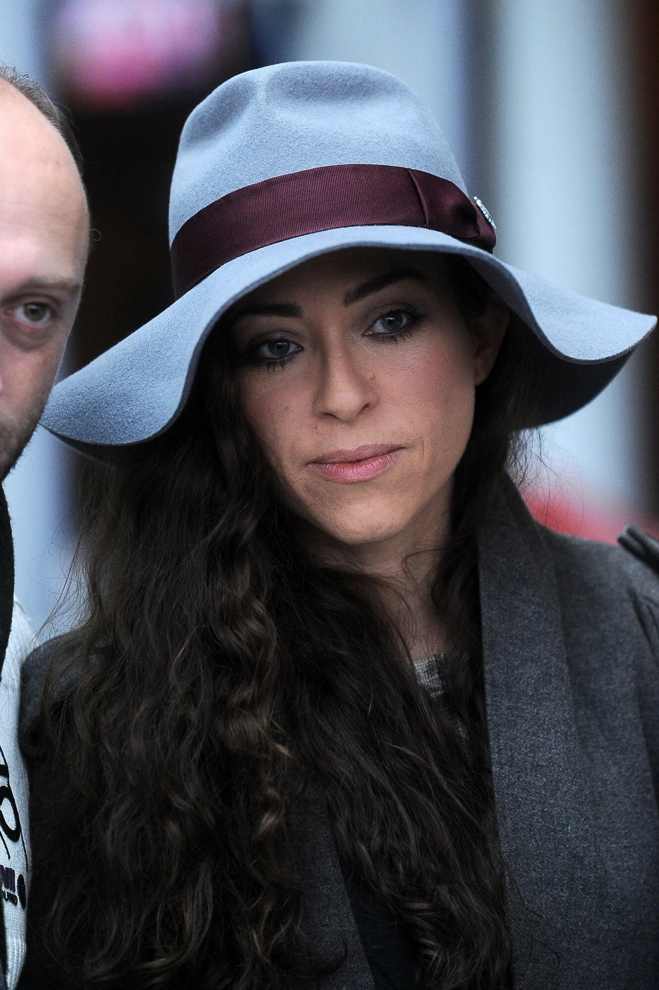 Natalia Kukulska to piękność o mocnych rysach twarzy i nieco egzotycznej urodzie. Fanki piosenkarki pragnęły ubierać się tak jak ona i nosić podobne fryzury. Natalia Kukulska to piękność o mocnych rysach twarzy i nieco egzotycznej urodzie. Fanki piosenkarki pragnęły ubierać się tak jak ona i nosić podobne fryzury.