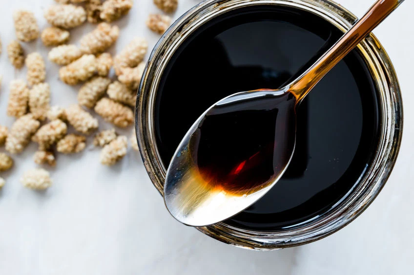 Syrop z czarnej morwy pomoże uporać się z infekcją