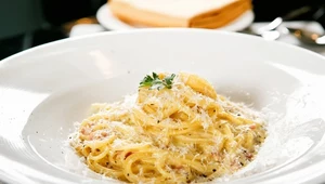 Spaghetti carbonara, które rozpływa się w ustach 