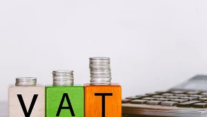 Dalsze wdrażanie e-paragonów i zapowiadana e-faktura, która pojawi się w użyciu jeszcze w październiku 2021 r., a od 2023 r. będzie obowiązkowa dla wszystkich