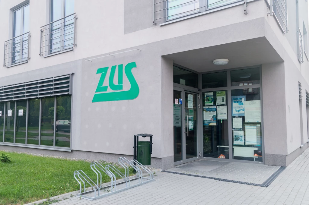 Czy dzieci dostaną rentę rodzinną z ZUS-u po niepracującym ojcu? Zdj. ilustracyjne