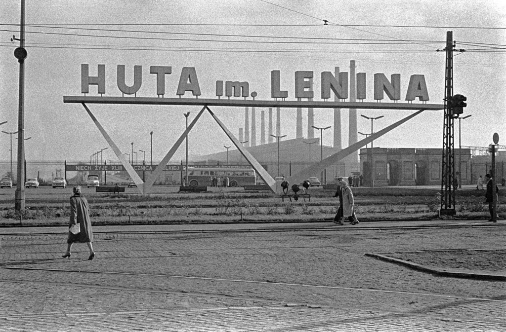 Do Nowej Huty ściągali ludzie z całej Polski