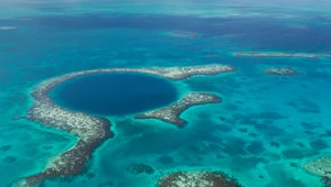 Pępek ziemi. Great Blue Hole w Belize