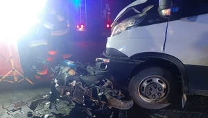 Tragedia na drodze. Nastoletni bracia walczą o życie