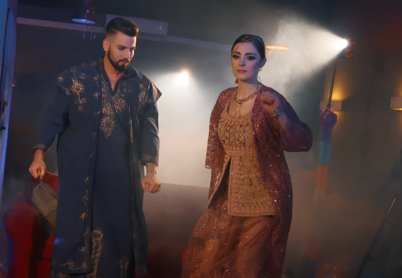 Screen z "House Party. Domówka"