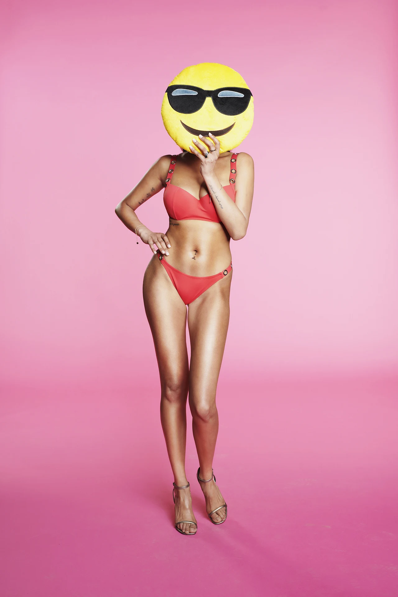 Waleria: Energiczna, spontaniczna i ambitna dziewczyna z artystyczną duszą, której życie uczuciowe to tragedia Waleria: Energiczna, spontaniczna i ambitna dziewczyna z artystyczną duszą, której życie uczuciowe to tragedia