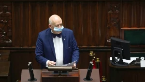 Poseł Konfederacji Janusz Korwin-Mikke na sali obrad w drugim dniu posiedzenia Sejmu