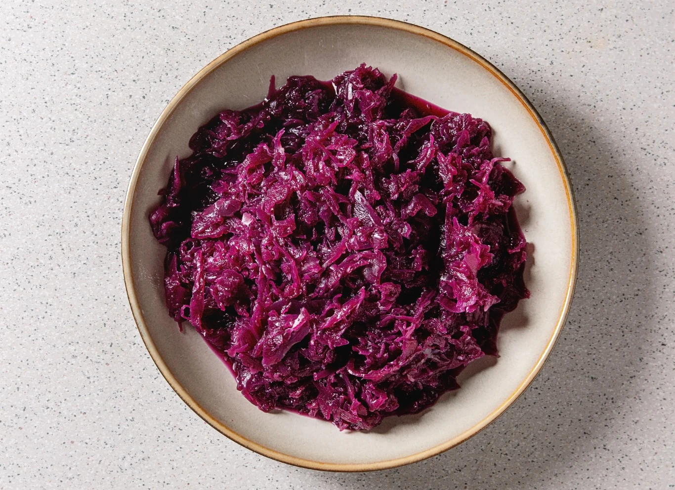 Modra kapusta to doskonały dodatek do obiadu Modra kapusta to doskonały dodatek do obiadu