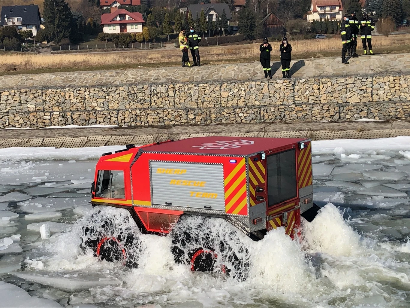 Sherp Pro na Jeziorze Rożnowskim Sherp Pro na Jeziorze Rożnowskim