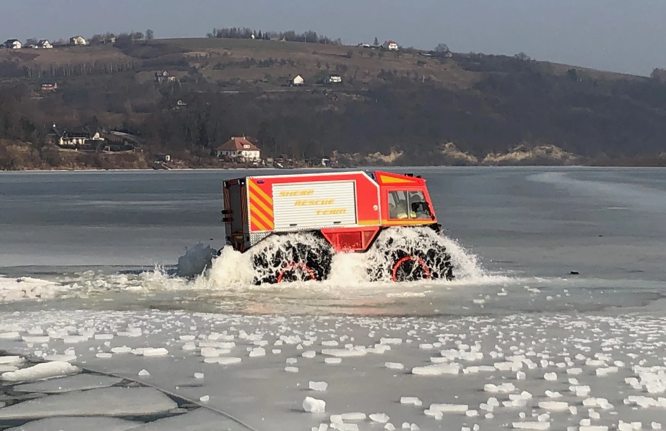 Sherp Pro na Jeziorze Rożnowskim Sherp Pro na Jeziorze Rożnowskim