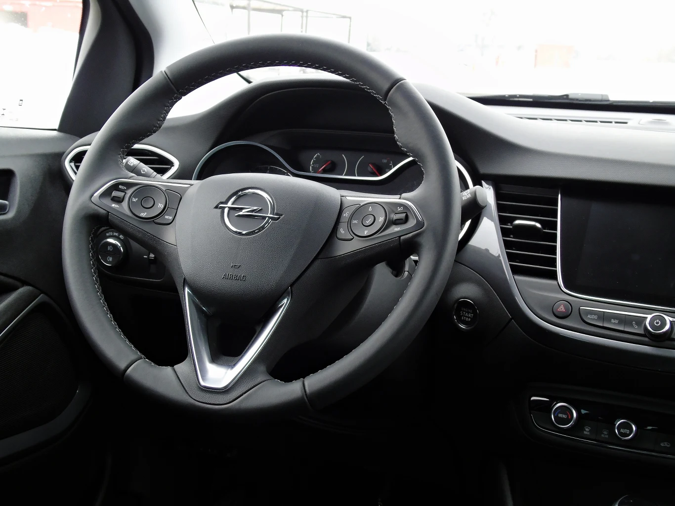 Opel Crossland. Zdjęcia