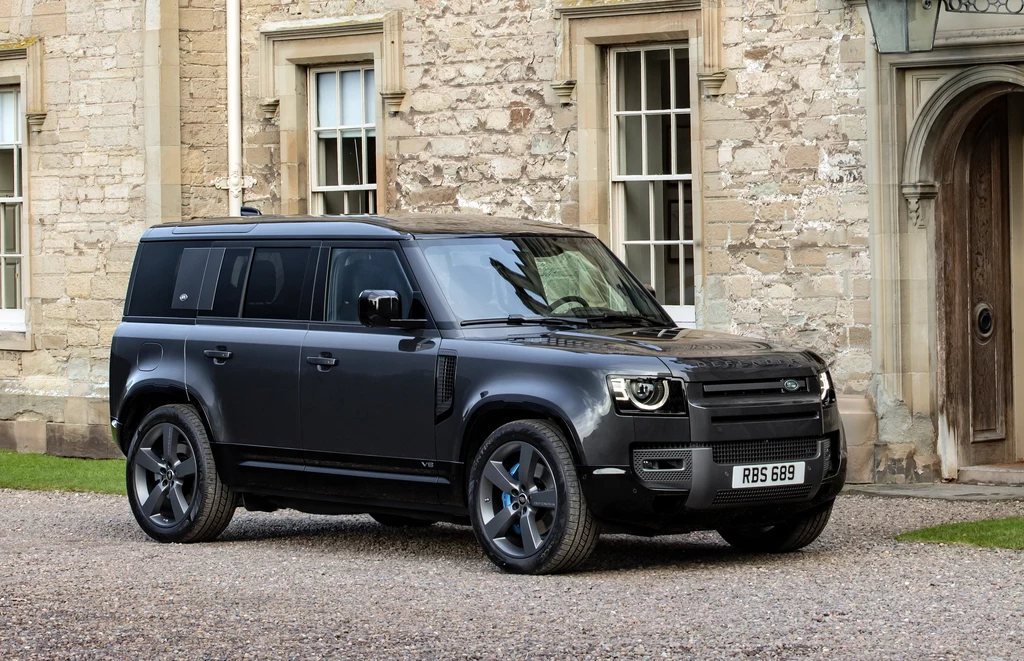 Land Rover Defender V8