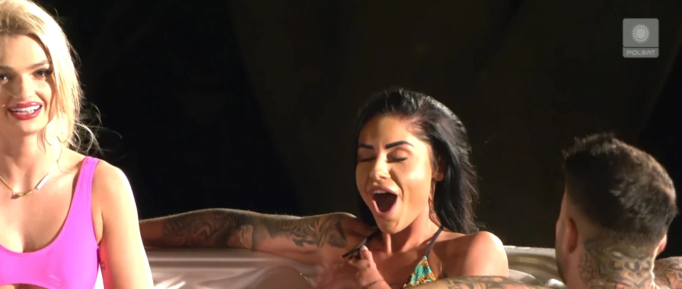 Wszystkie uczestniczki były zachwycone wyglądem nowego współlokatora Wszystkie uczestniczki były zachwycone wyglądem nowego współlokatora