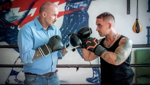 Przemysława Saletę nadal bedziemy oglądać w "Gliniarzach"