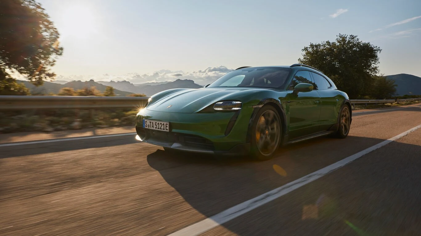 Porsche Taycan Cross Turismo